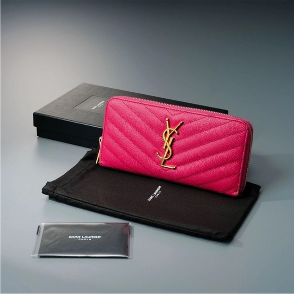 Saint Laurent Fuchsia Quilted Wallet - Picture 11 of 12